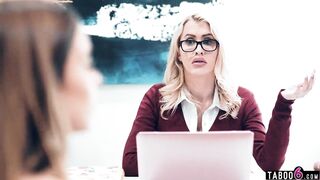 Moms boss Tasha Reign lesbo sex revenge with her step-daughter
