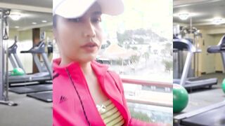 Petite Asian teen solo pussy fucking 2