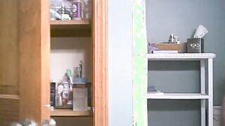 stepmom naked in a very natural way
