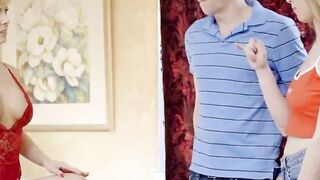 - busty milf gets hot mothers day threeway s8:e4