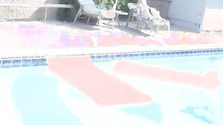 hot stepdaughter gets a facial