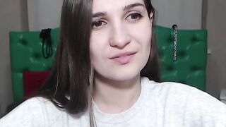 Small tits brunette amateur babe solo on webcam