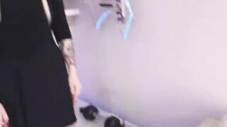 tattooed teen seduces hung land lord