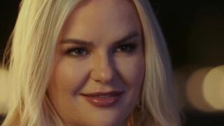 VIXEN Curvy Blonde Vic makes an gives Oliver can't resist