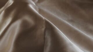 VIXEN Curvy Blonde Vic makes an gives Oliver can't resist