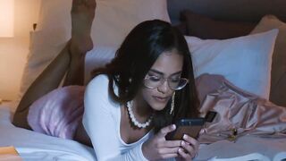 VIXEN Crazy Hot rich bimbos seduces her bodyguard