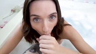 Step Sis Invites me in Romantic Tub to D