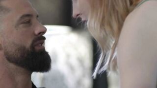 Redhead Tgirl Lianna gets analed in motel
