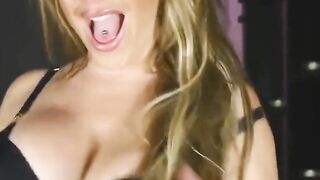 chubby mom feeding her wet pussy