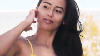 CHICAS LOCA - (Andreina De Luxe & Alberto Blanco) Long Ass Hispanic