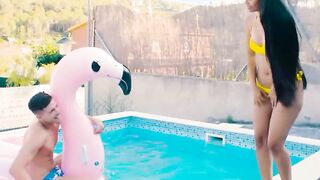 CHICAS LOCA - (Andreina De Luxe & Alberto Blanco) Long Ass Hispanic