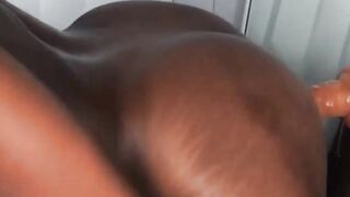 Reality Kings – Voluptuous 19 Yo Tori Montana Teases her Cunt