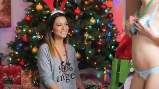 Twistys - The Gift Of Giving - Chloe CoutureJaye SummersLiza Rowe