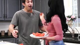 Twistys - Food Fight Boned - Gina Valentina 2CDonnie Rock