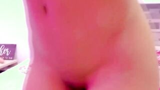 Brunette Loves Fucking Her Butt Hole