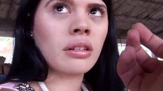CARNE DEL MERCADO - (Luna Miel & Alex Moreno) Shy And Adorable