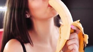PORNDOE PEDIA - (Nekane & Antonio Ross) Big Titties Worship Tutorial With