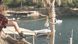 Uninhibited natural Beauty masturbates outdoors on her vacation