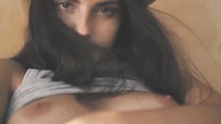 Uninhibited natural Beauty masturbates outdoors on her vacation