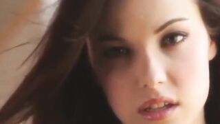 solo teen elizabeth marx strips for her fans - babes