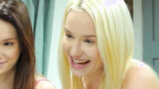 Lucky stepbro enjoyed double blowjob
