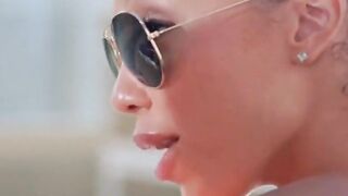 temptresses alexis & scarlit have hottest threesome