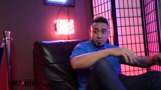 Amateur Boxxx - Skylar Vox Fucks her NEW Step-Guy at