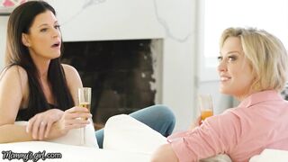 Stepmoms Conversation Turns Into A Scissoring 4-Way With Their Stepdaughters