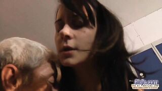 Young cunt with mouth is so crazy that fucks an older fart