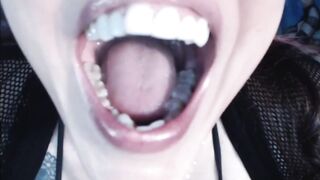 Hurry up and cum before your wifey catches you