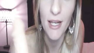 beauty sexy Played with Her Sex Dildo For Fans