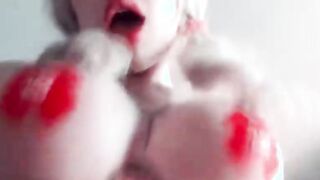 Cute Slut loves getting a Facial Load