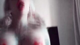 Cute Slut loves getting a Facial Load