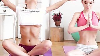Lesbo Vibrator Session - S17:E2