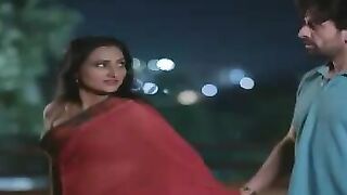 aadhi ratme bhabhi ko devar ne ki chuday