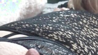 lesbo amateurs in sexy lingerie lick and finger fuck pussy