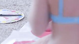 Naked Twister - S11:E3