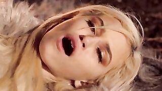 Throne Games Mother Of Dragons - S1:E7