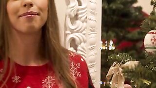 Nubile Lampoons Xxxmas Vacation - S3:E5