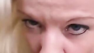 Whore into wild fellatio