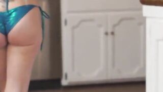 young stud fucks blonde milf and tiny daughter