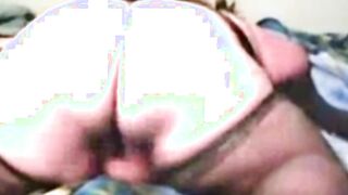 Fat ass housewife Wendy bouncing on her dildo