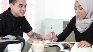 Conservative Arab teen virgin had sex