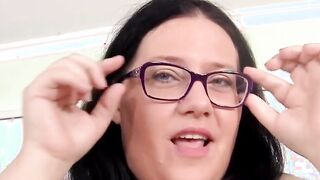 Becki Butterfly Long Titties and Huge Ass uses sex vibrators