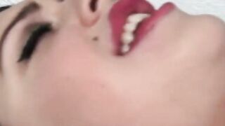 BBW Marlyn Mason Offer a Titjob Before Gets Reamed