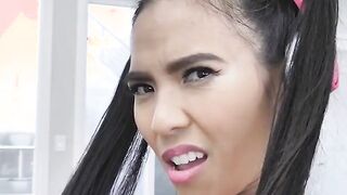 big booty asian teen twerks for daddy