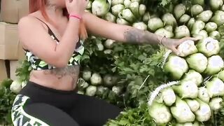 CARNE DEL MERCADO - Jessica Dulce - Teenie Hispanic Wants To Have