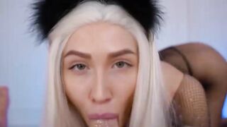 Sexy BLONDE with a Stunning Body Sucks a