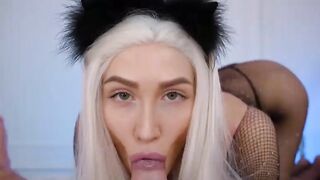 Sexy BLONDE with a Stunning Body Sucks a