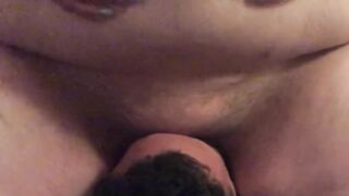 GODDESS BBW FACE SITTING AND PEEING
